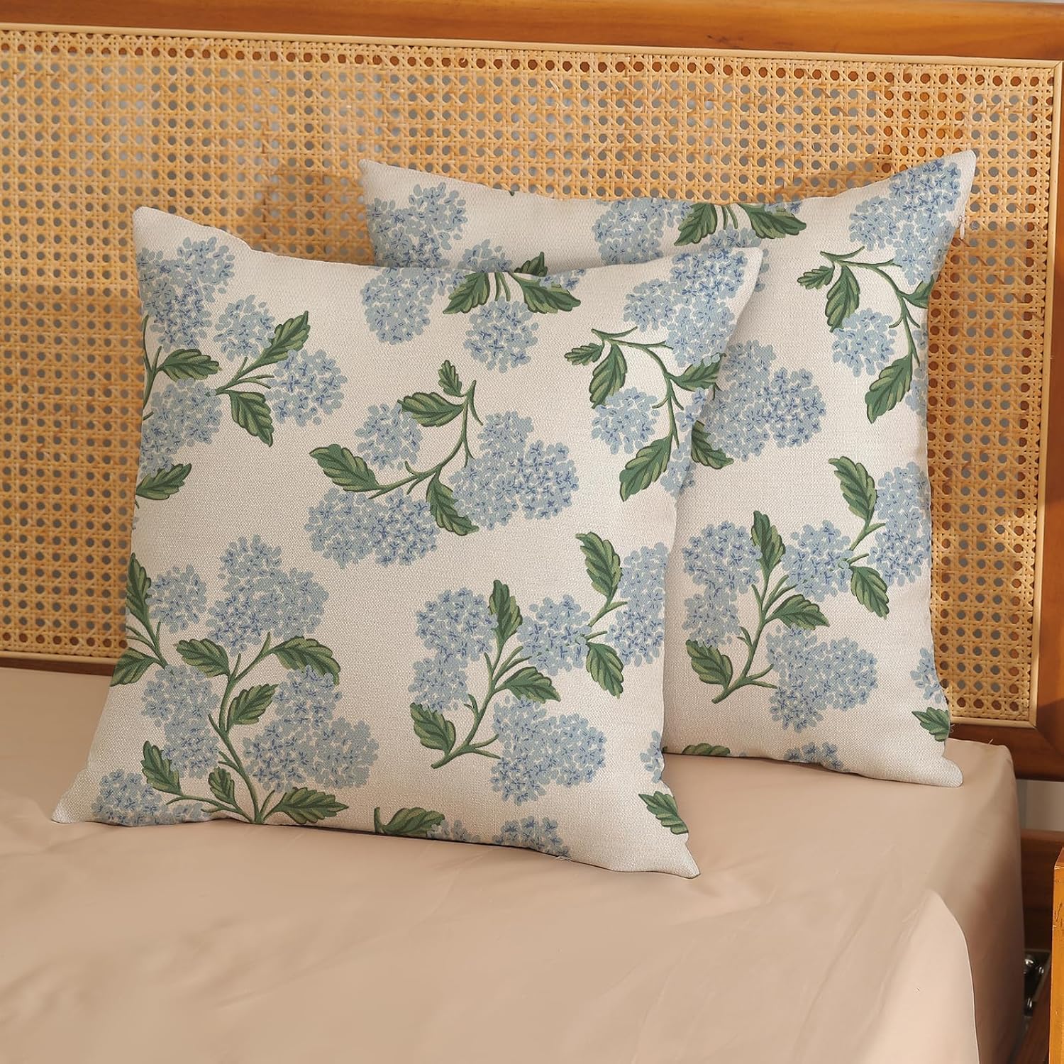 Spring Pillow Covers 18x18 Inch 2 Pcs Blue Green Hydrangea Flower Decor Throw Pillows Vintage Floral Seasonal Summer Outdoor Decoration Pillowcase Linen Cushion Cover for Couch Sofa